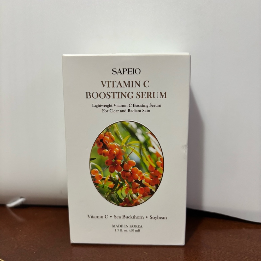 Vitamin C Boosting Serum - White